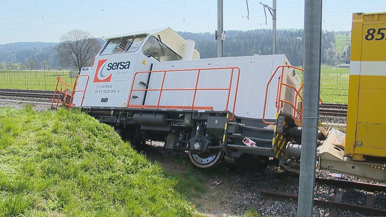 Frauenfeld TG: Schienentraktor entgleist