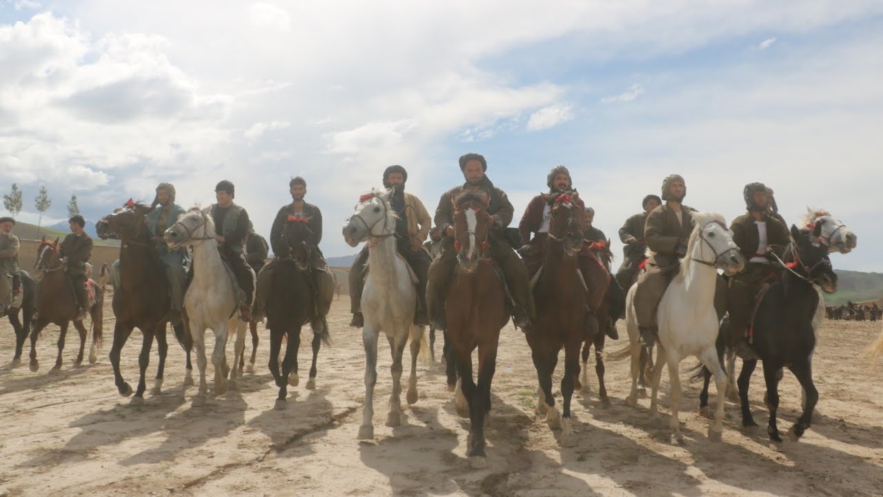 مسابقه بزکشی بین تخار و بدخشان در کشم زیبا race bazkashi vs takhar andbadakhshan Afghanistan