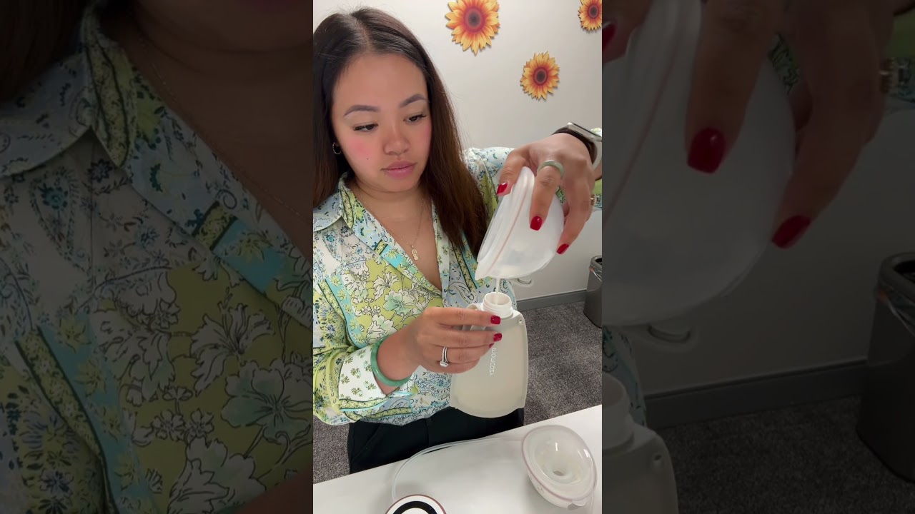 Working mom pumping at work #pumpingmama #workingmom #breastmilk #momlife #mom