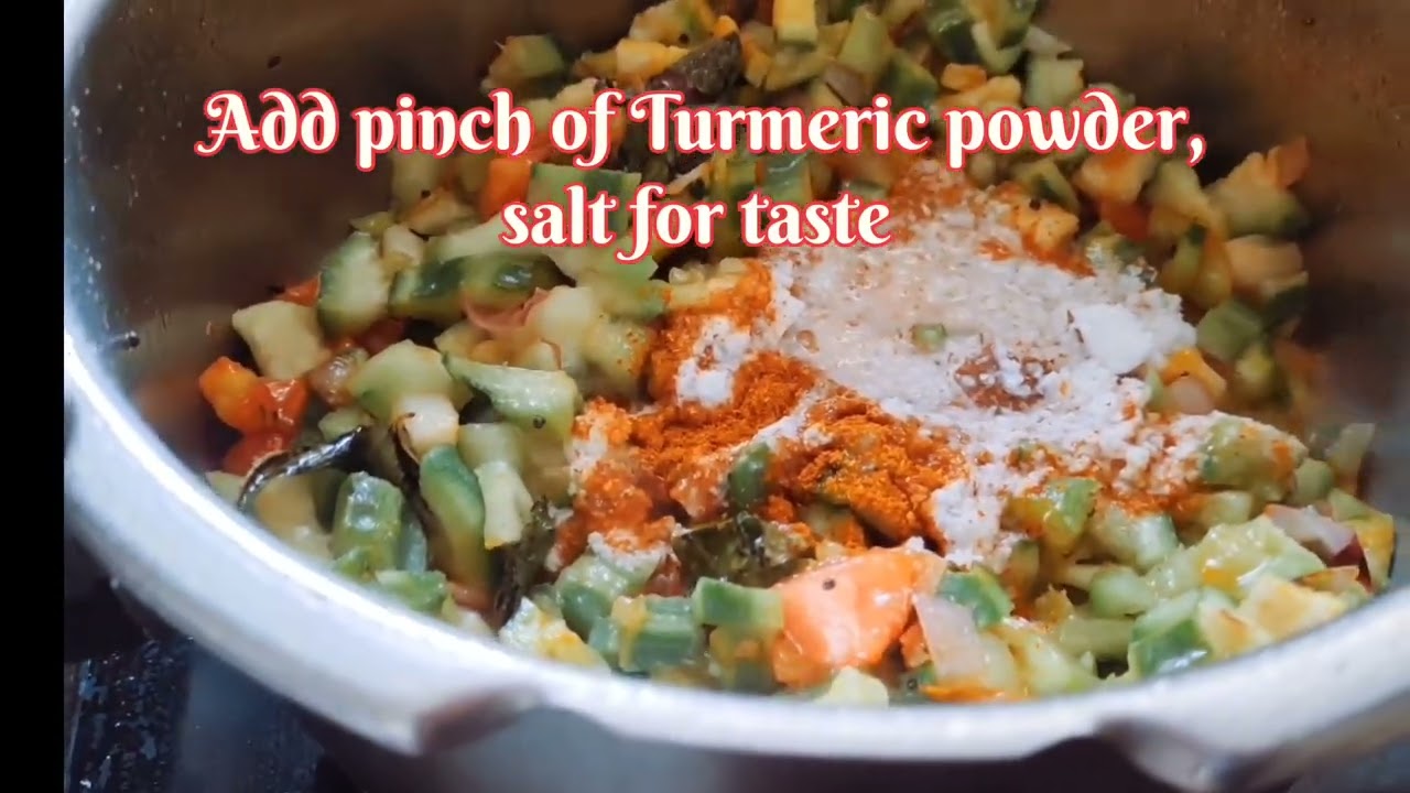 ಒಂದು ಸ್ಪೂನ್ ಸಾಂಬಾರ್ ಪುಡಿ ಇದ್ದರೆ ಸಾಕು ಮಾಡಿ ರುಚಿಯಾದ ಹೀರೆಕಾಯಿ ಪಲ್ಯ(Ridge Gourd Palya)#ashwinicookaries