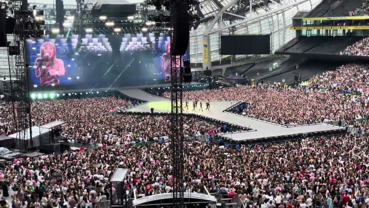Taylor Swift - …Ready For It? (Live At The Eras Tour Dublin | Night One)