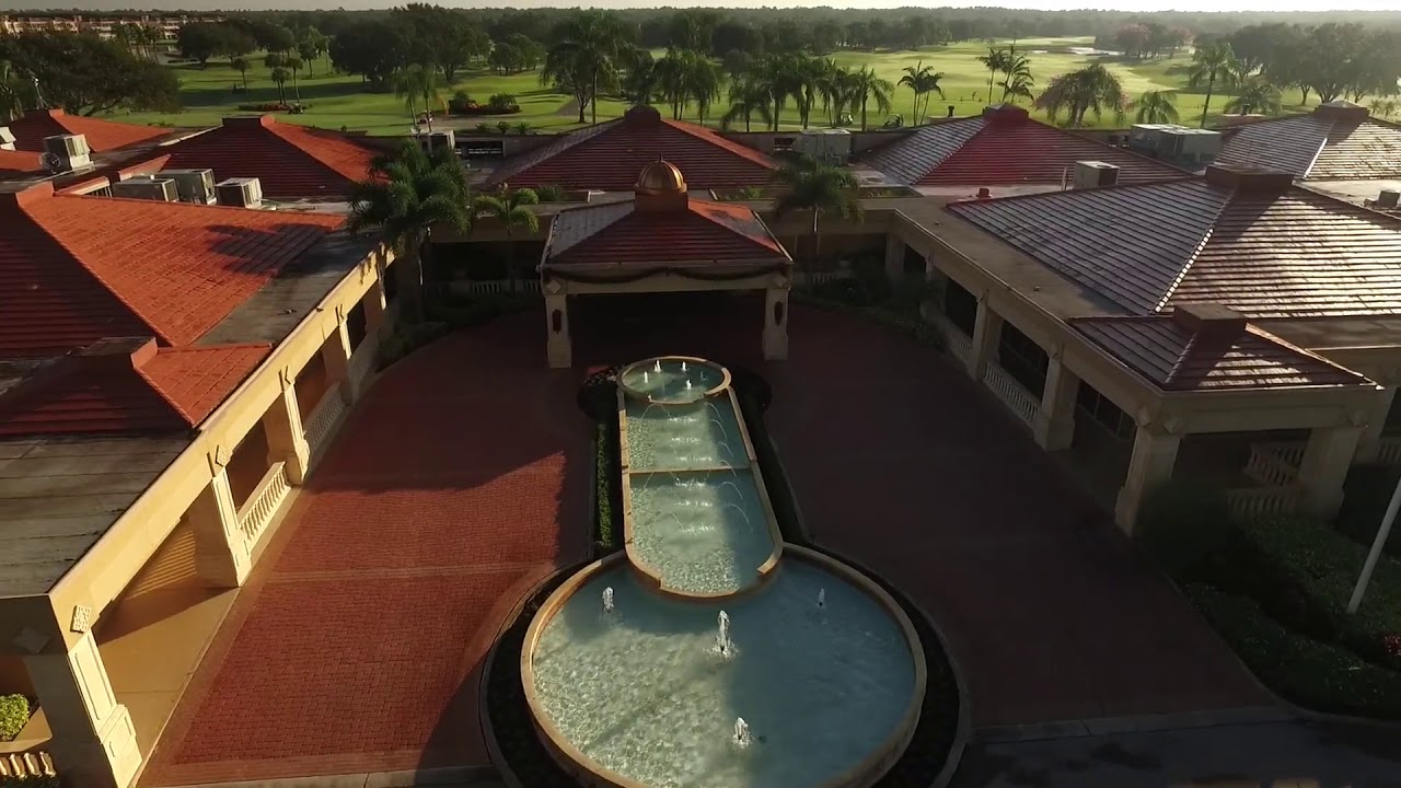 Welcome to Vineyards Country Club in Naples