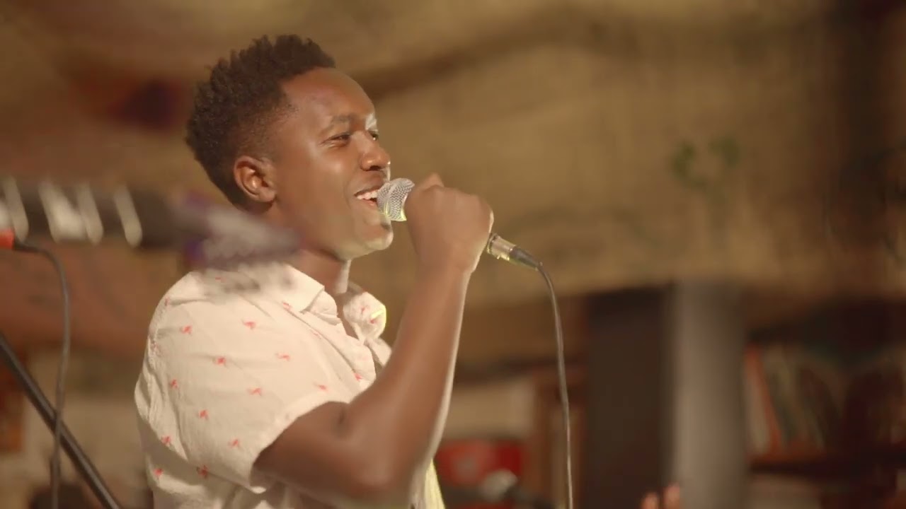 Mutoriah - &beta;eta ft Hornsphere (Live)
