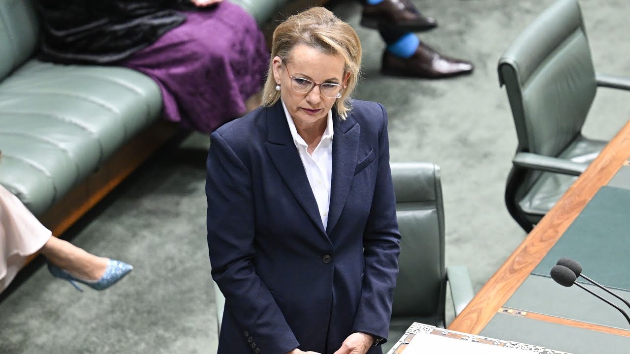 ‘Self-inflicted wounds’: Coalition falling apart after mass Nationals frontbench exit