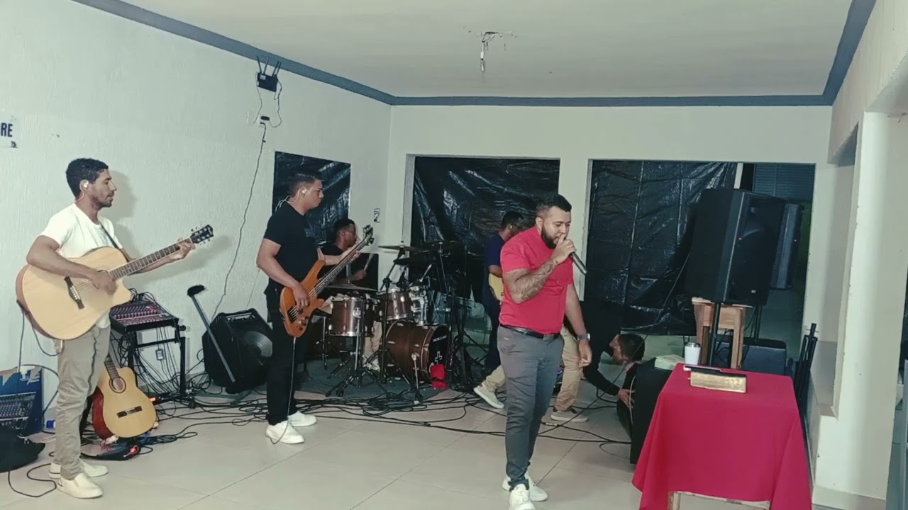 ELE VEM / Chamados Pelo Nome - Cover