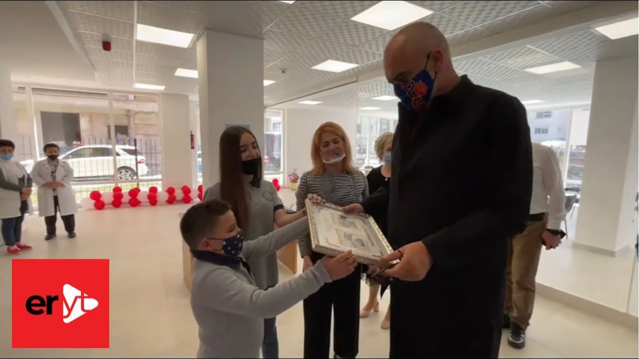 Kryeministri Edi Rama - Durrës, fëmijët e mësuesit rikthehen në shkollën e rindërtuar