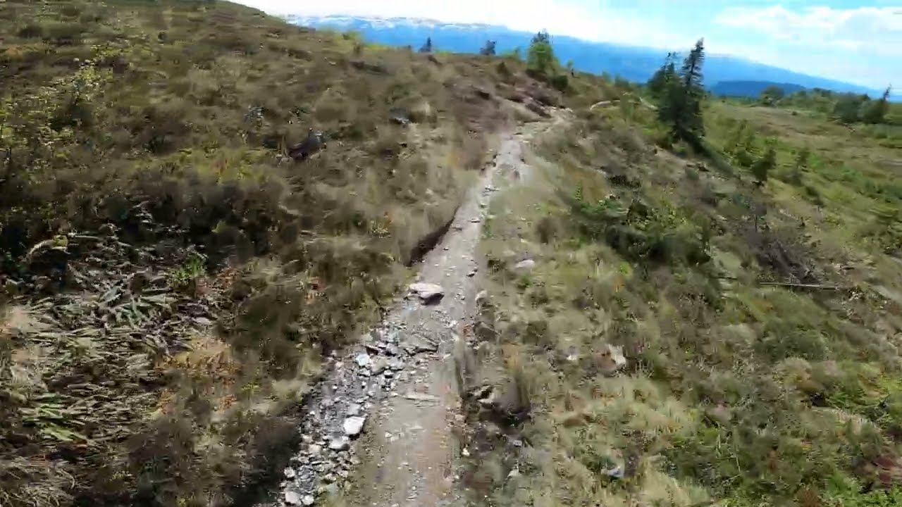 Sti mot Raugstad fra Rødekors hytten/Hanguren @Voss/Vestland #emtb #enduromama