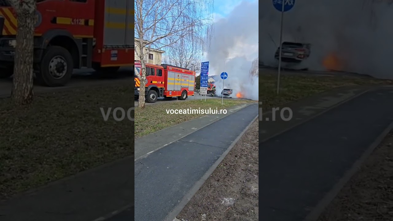 Un autoturism a fost cuprins de flăcări pe Calea Urseni din Timișoara.