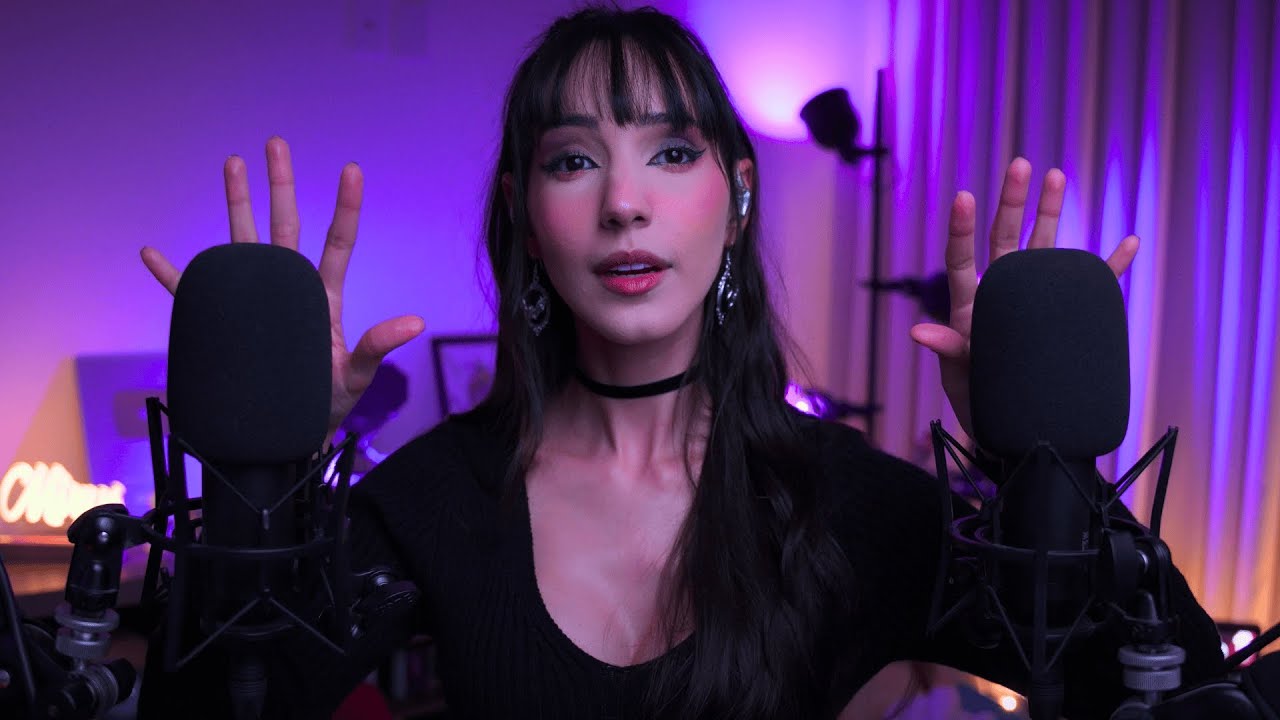 ASMR tocando seus ouvidos enquanto eu te faço companhia nessa noite [scratching and whispers 💤] 4K