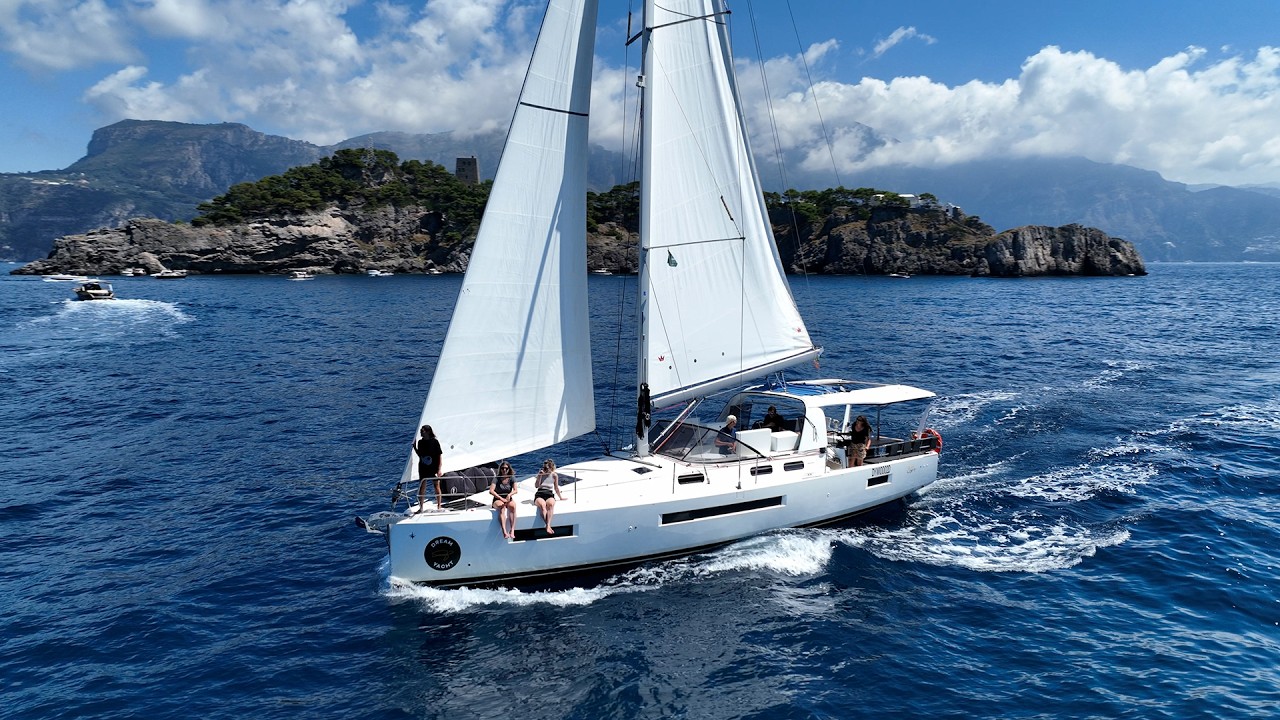 Croisière entre amis à Capri et sur la côte amalfitaine avec Voile Evasion