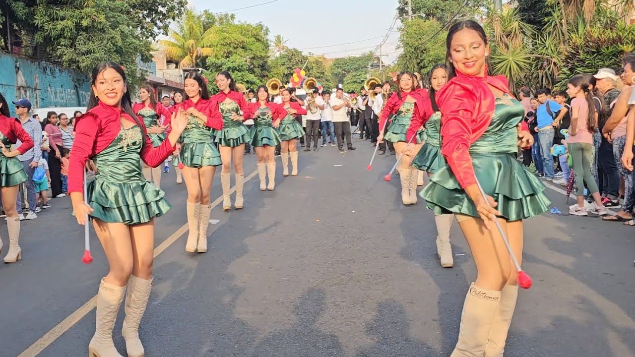 LICEO POLITÉCNICO EL SALVADOR ✨✨✨