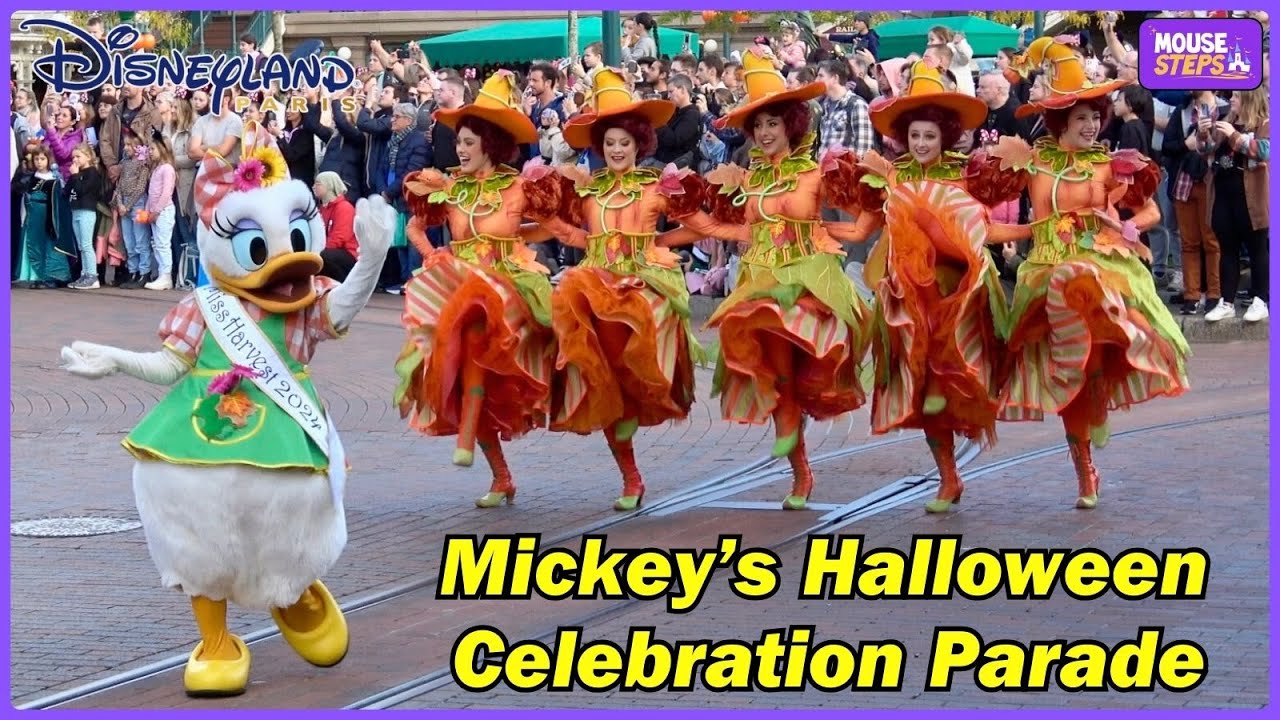 Mickey’s Halloween Celebration Parade at Disneyland Paris 2024 - Main Street View