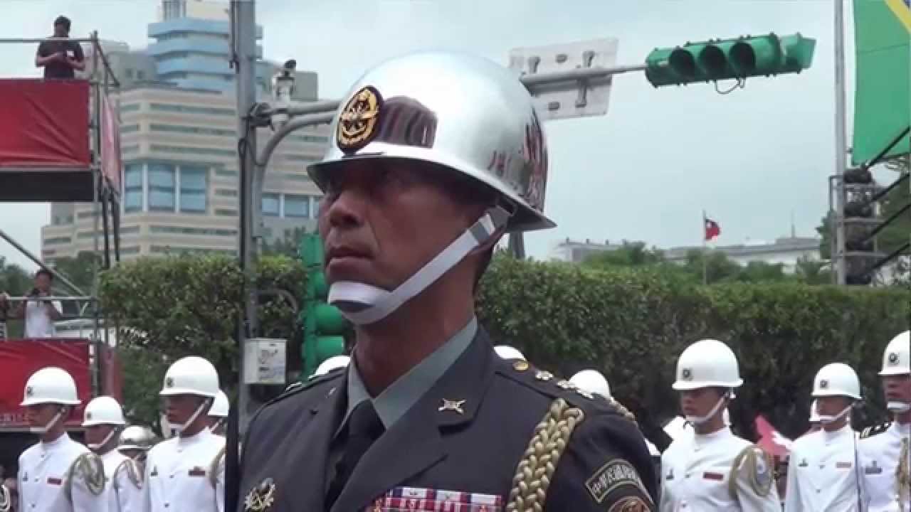 【央廣】三軍儀隊＆聯合樂隊離場--104年國慶預演（2015.10.8）