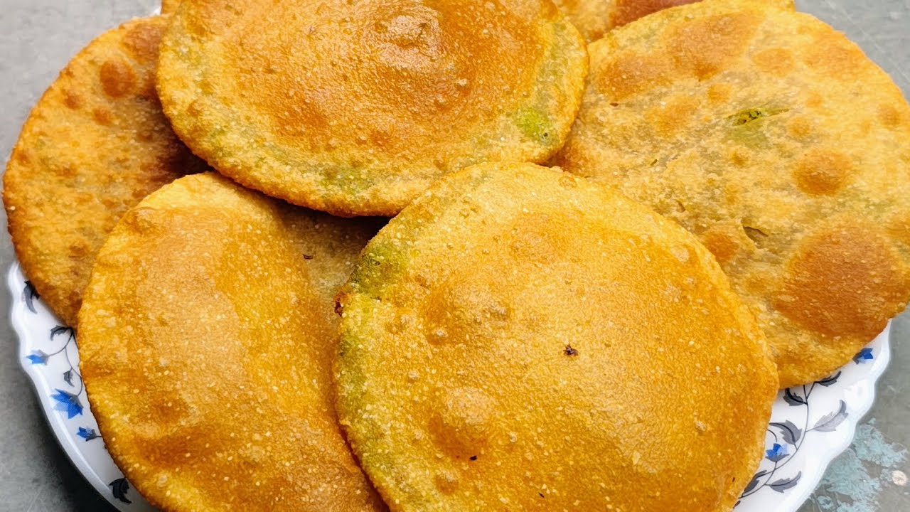 गरम गरम चटकेदार मटर की खस्ता कचौड़ियां ||Cooking Video || || Easy Recipe ||
