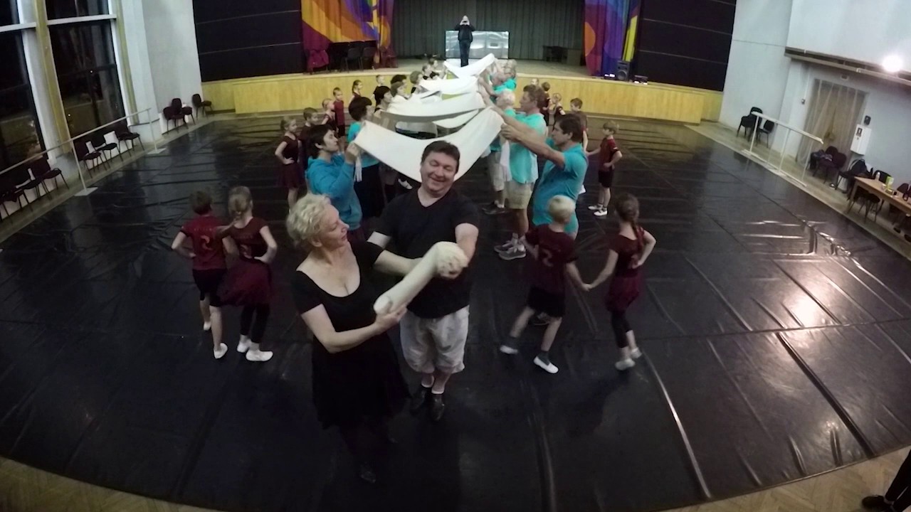 IENES MĀRAS BAZNĪCĀ