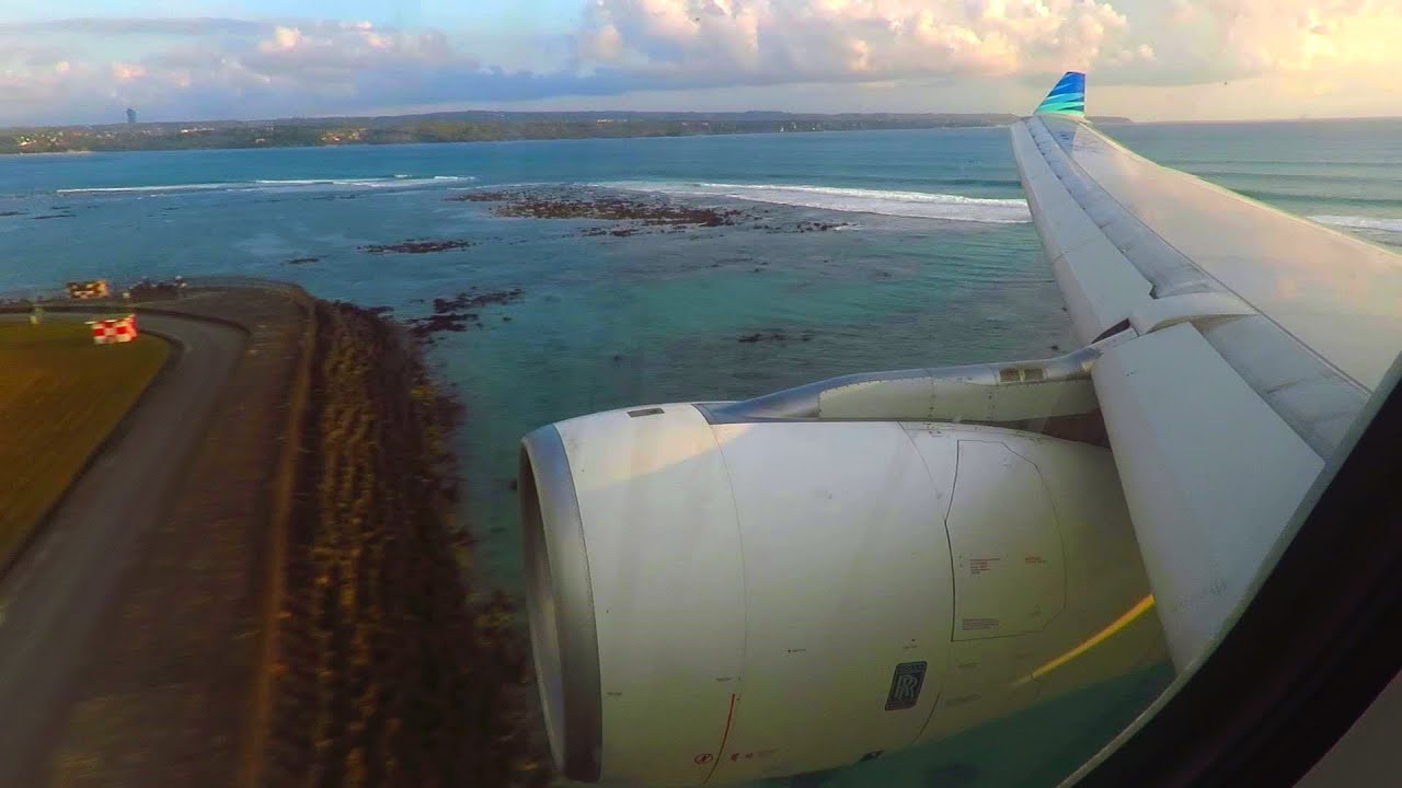 BALI! Garuda Indonesia Airbus A330-300 Beautiful Onboard Landing at Bali Denpasar Airport (DPS)!