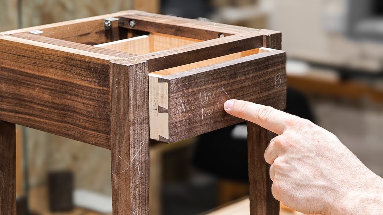 Fitting a Dovetailed Drawer | Shaker Table #11