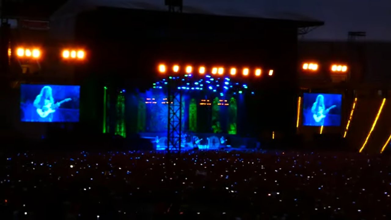 Iron Maiden Barcelona 2022 Estadio olympico- VIDEO 3