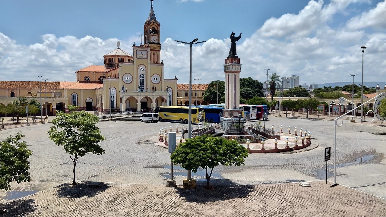 VISITA À IGREJA DOS FRANCISCANOS E PASSEIO DAS ALMAS EM JUAZEIRO DO NORTE - JUAZEIRO 2026