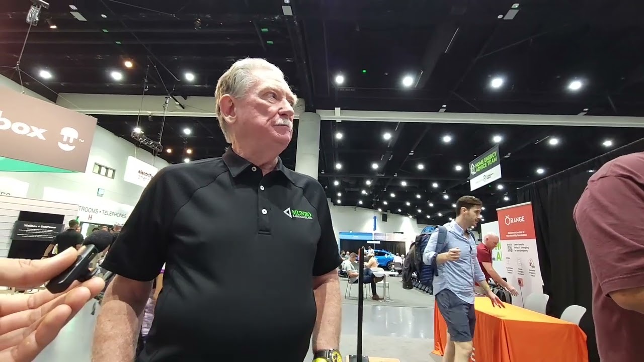 Interview with Sandy Munro about the Aptera