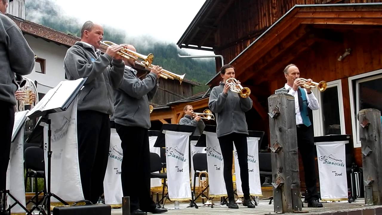 Konzertbeginn, dem Land Tirol die Treue