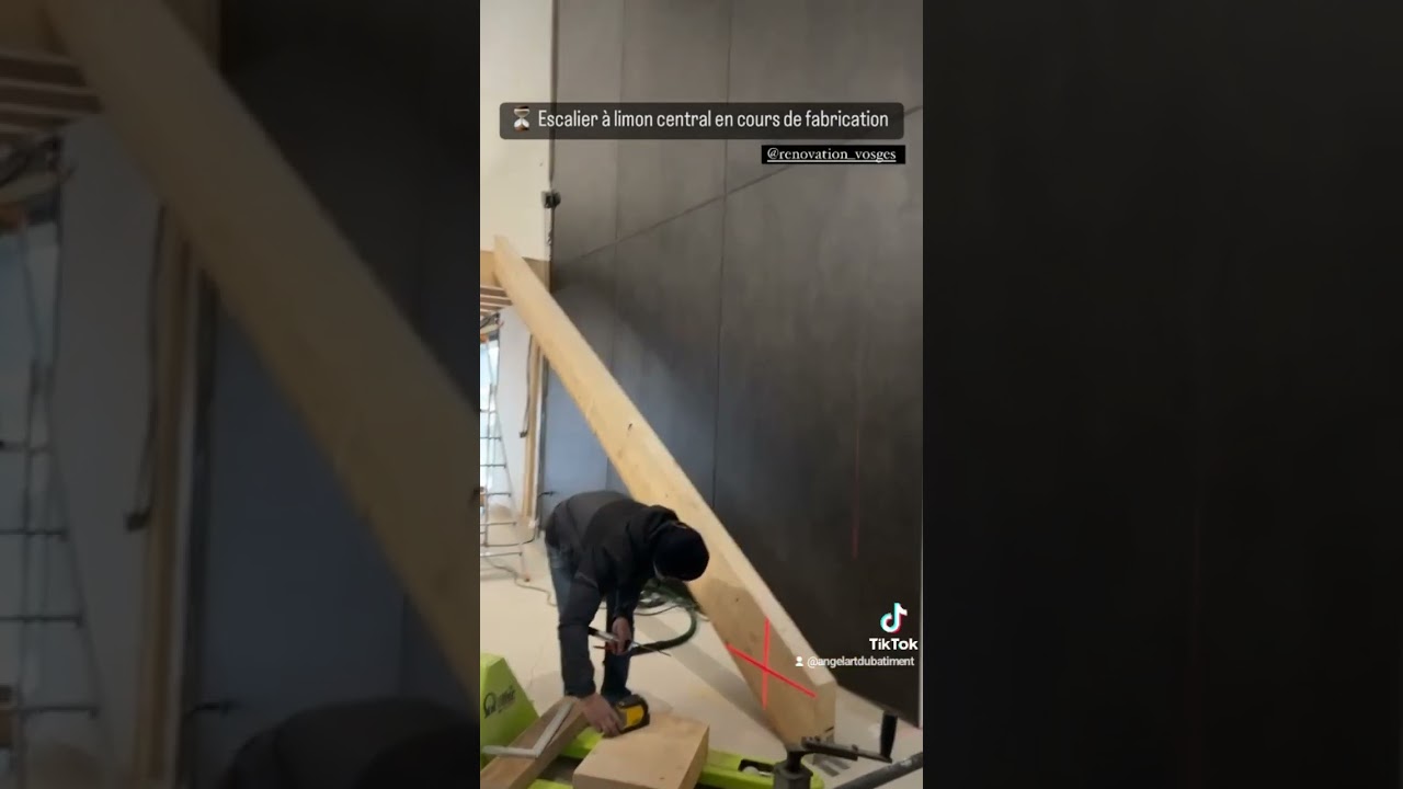 Escalier limon central en cours de fabrication#escalier #escalier limon #escalier limoncentral