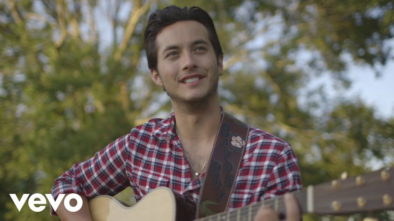 Laine Hardy - Tiny Town (Acoustic)