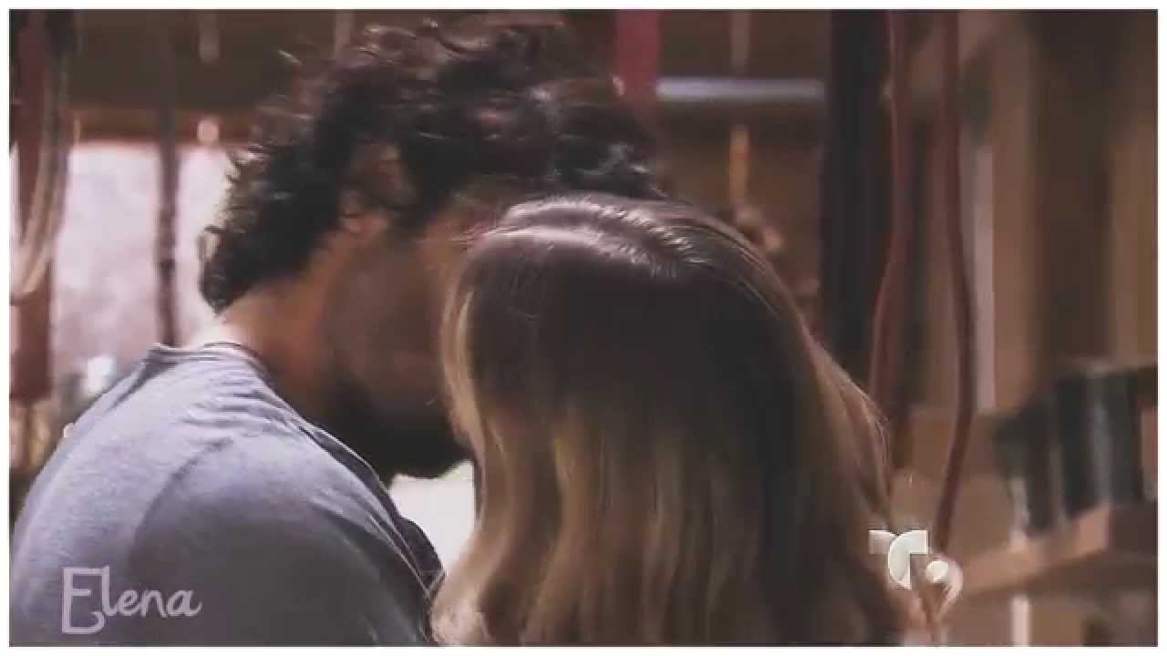 Irina y Flavio ✿ Llueve Por Dentro