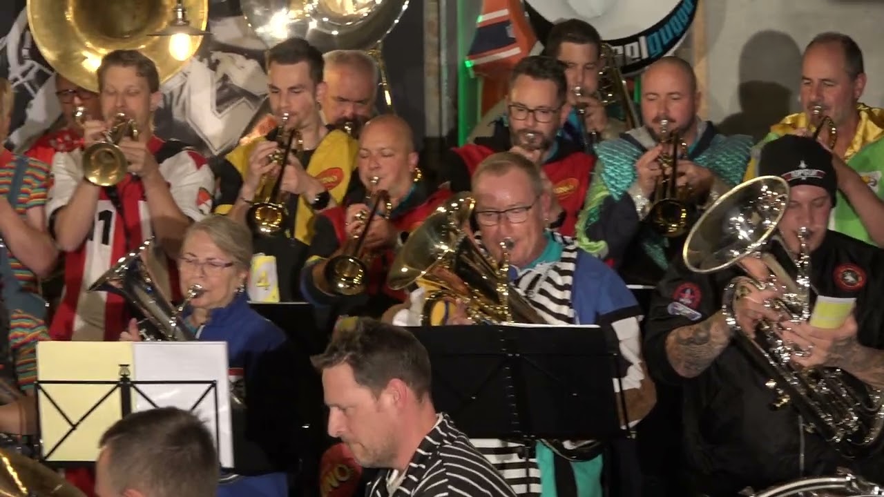 Esmeralda - 50 Jahre Schnudernase - live