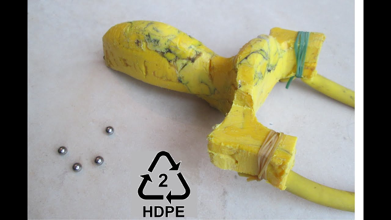 Homemade HDPE Slingshot [The Art of Weapons contest entry 2015]