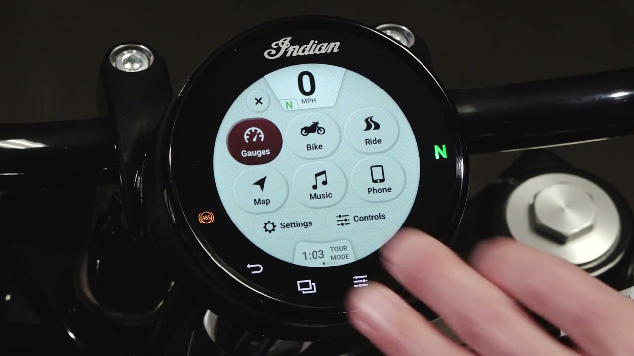 4-Inch Round Ride Command Touchscreen Bluetooth® Pairing - Indian Motorcycle