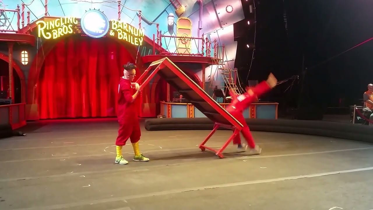 Slide Table Marshmallow Gag - Circus Xtreme Preshow