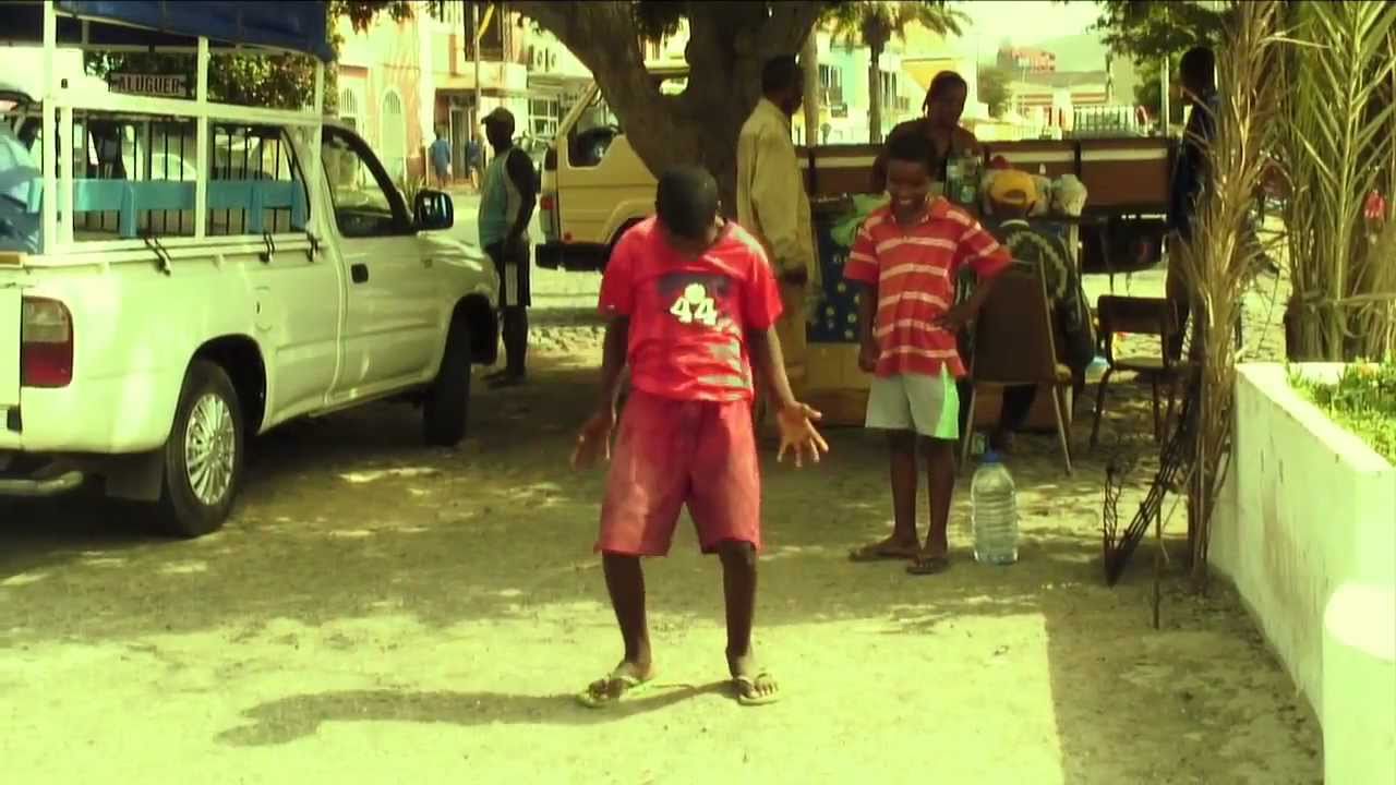 Buraka Som Sistema (HD) - Hangover (BaBaBa)