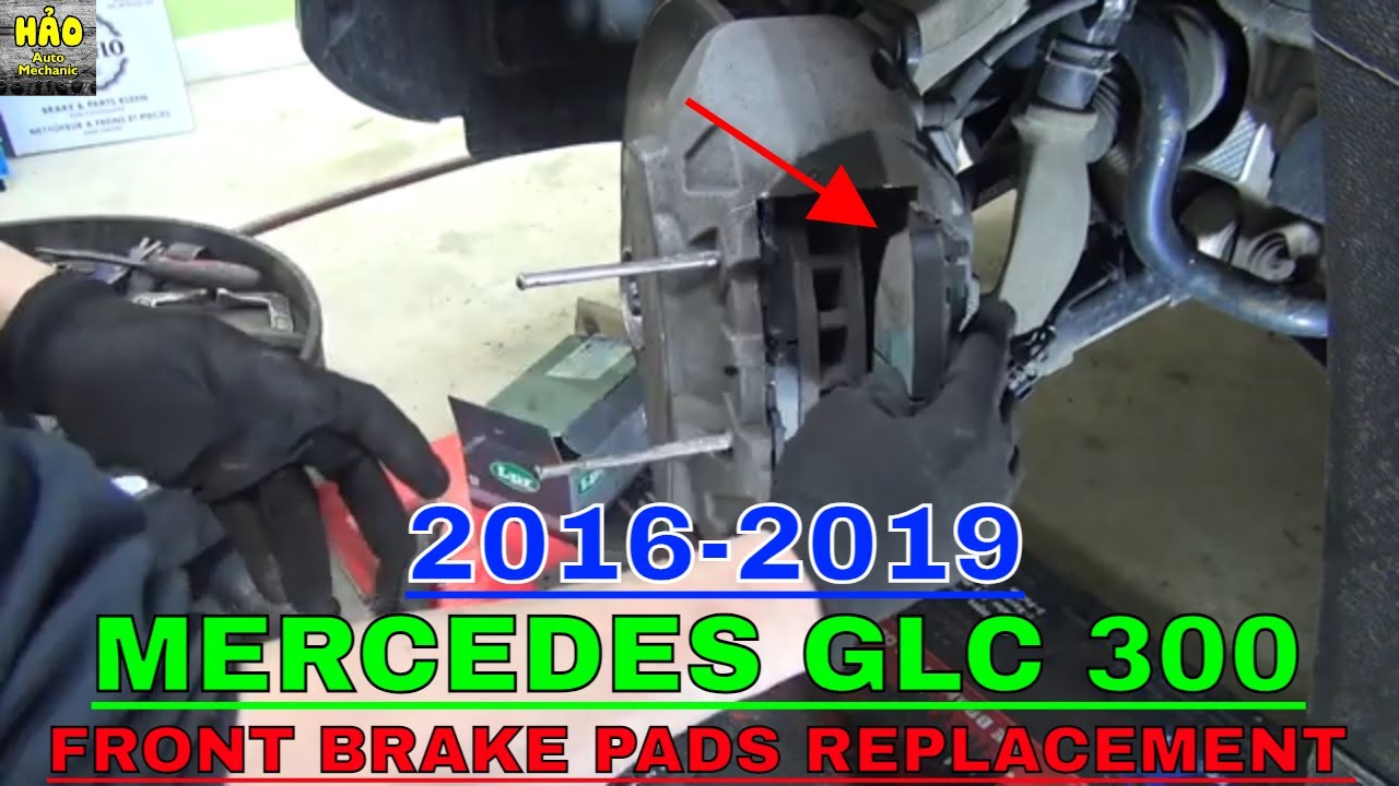 Mercedes GLC 300  Front Brake Pads Replacement