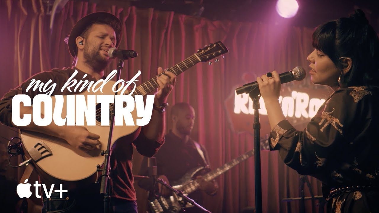 My Kind of Country&rsquo;s Dhruv Visvanath and Ale Aguirre &mdash; &ldquo;Neon Moon&rdquo; | Apple TV