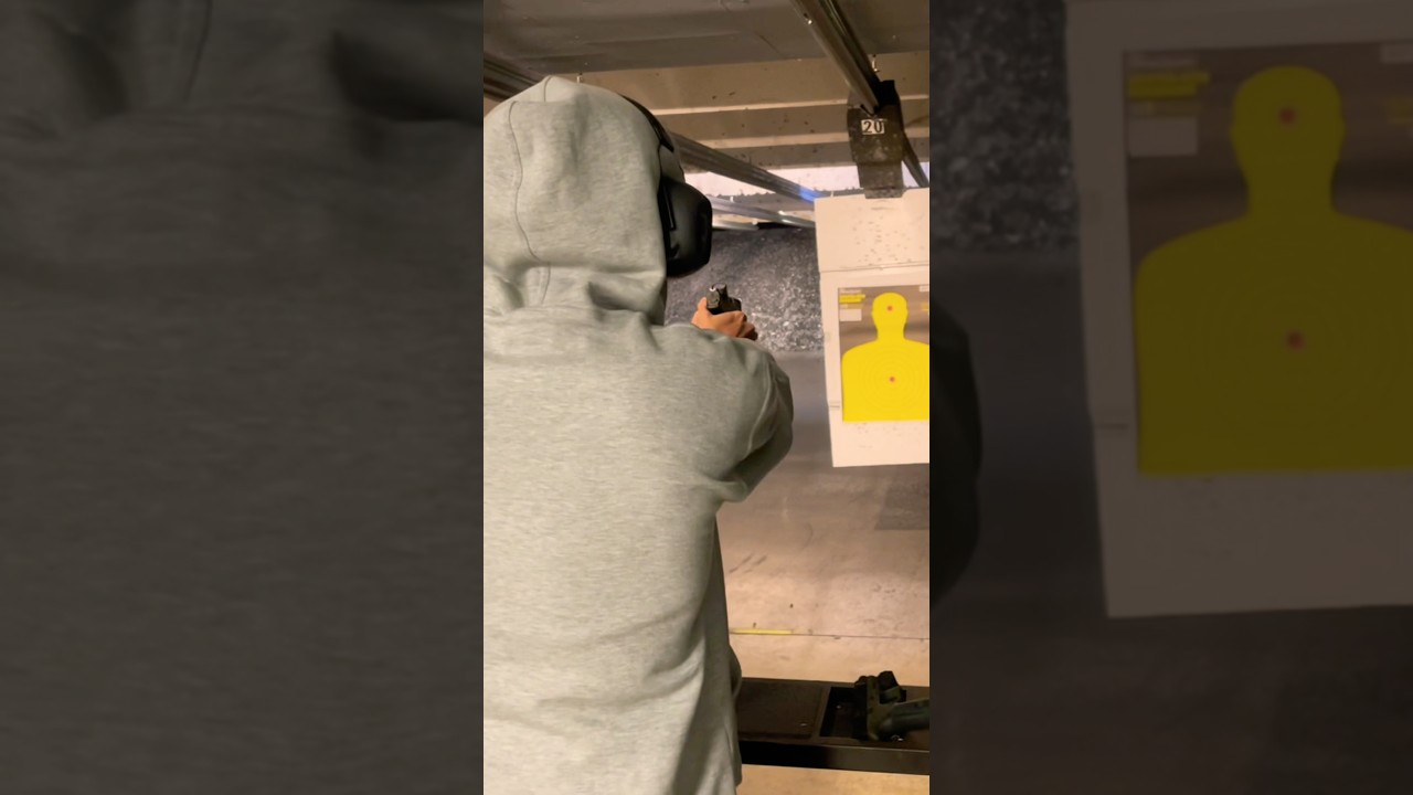 RANGE OFFICER GIVES ME TIPS ON HOW TO SHOOT 😱&reg;️ #gunslifestyle #letsgoshooting #realoffstockguns