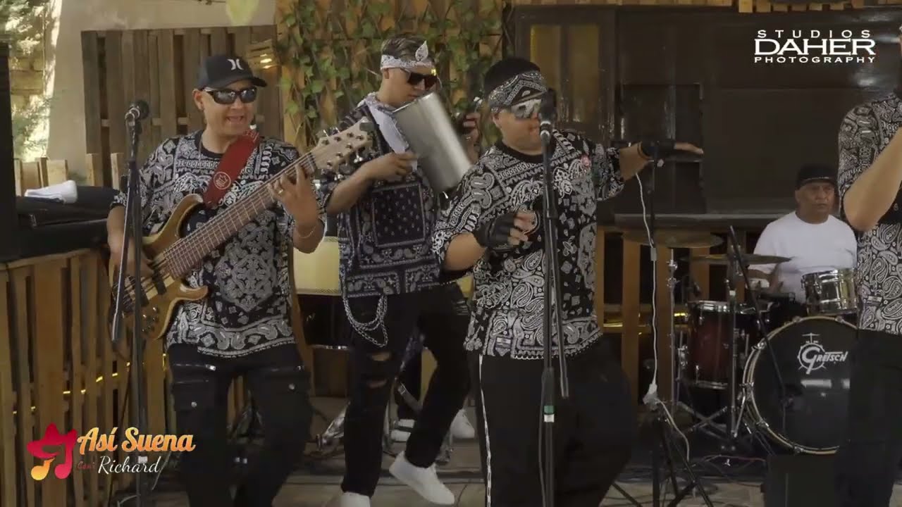 Los Capi - El Amor De Tu Vida (En Vivo Así Suena)