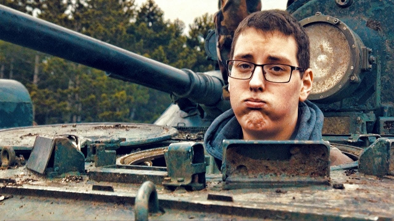 KJØRER EKTE TANKS