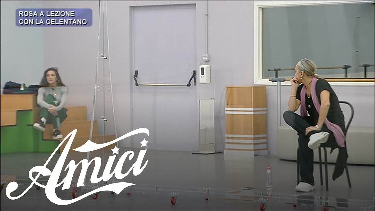 Amici 20 - Alessandra Celentano e Elena D'Amario a confronto