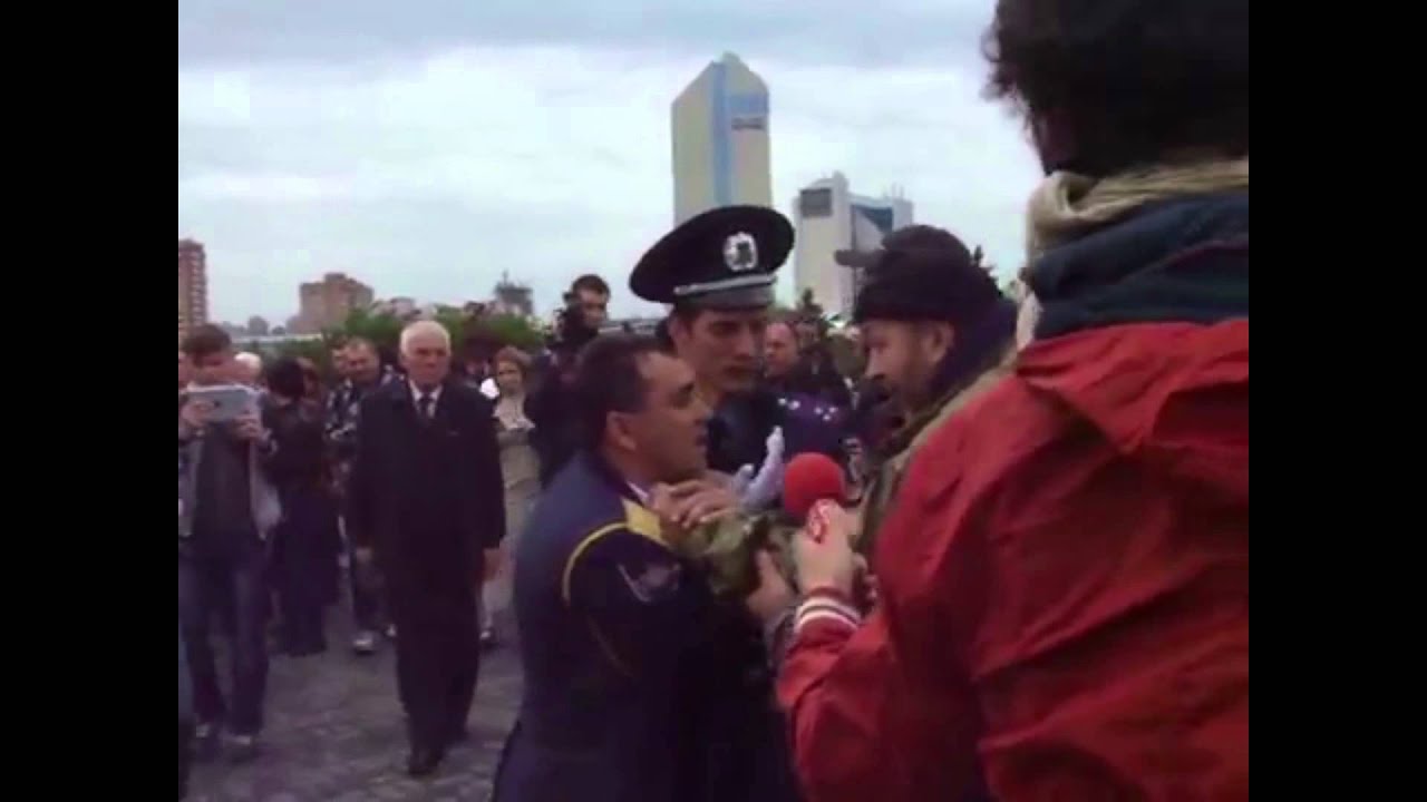 Донецк. 9 мая 2014 года. Нападение на дирижера