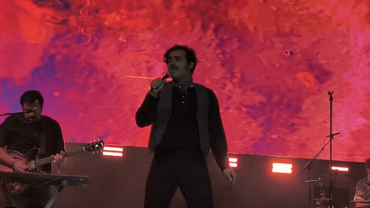 Madrugada - Enjambre (En vivo)