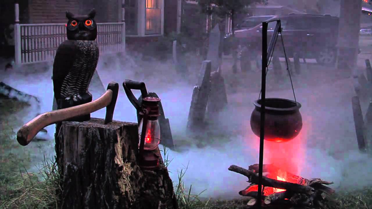 halloween yard 2010.mov