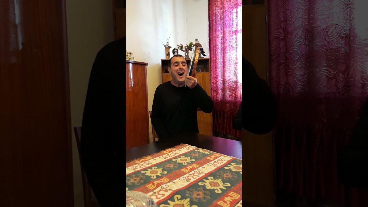 DATO AXALKALAKCI.LERNIKI KAREN BARSEXYSNI HISHATAKIN.SAROVSKI XACHIKI EV MER KOXMIC