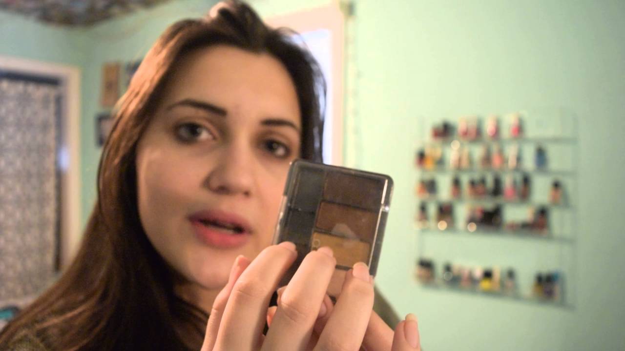 ASMR | What's in my makeup bag { whispered, tapping }