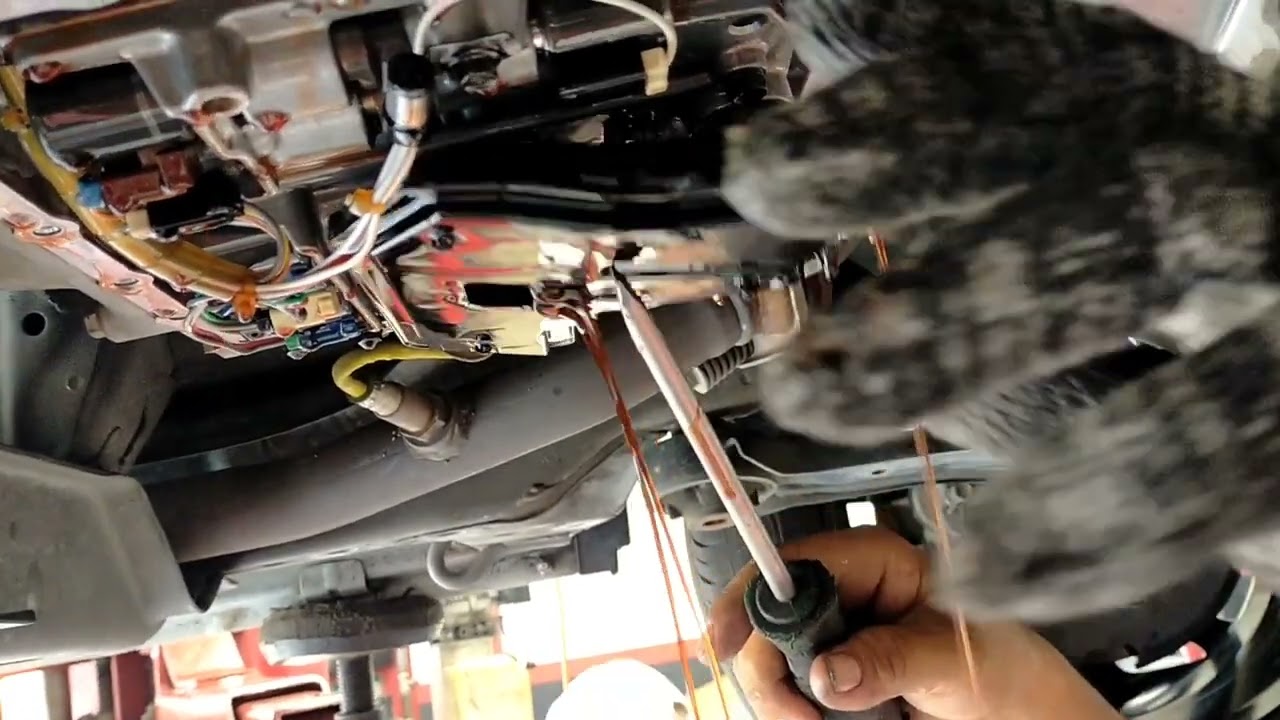 TOYOTA RUSH Replace automatic transmission fluid and filter