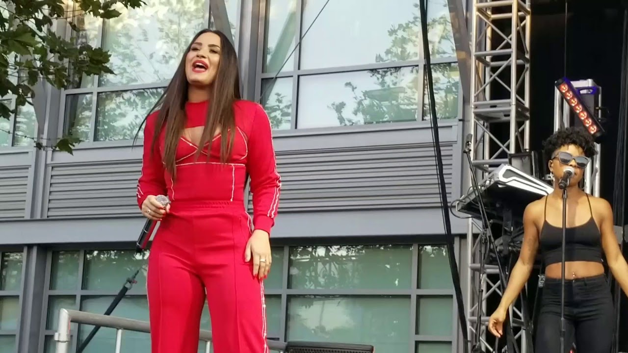 Demi Lovato - Body say