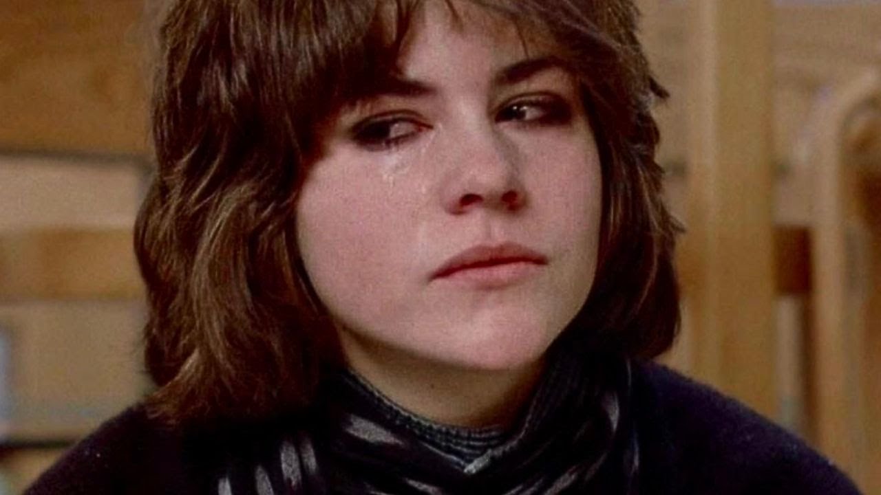 Ally Sheedy Lived A Double Life For 30 Years, And No One Knew&mdash;Until Now
