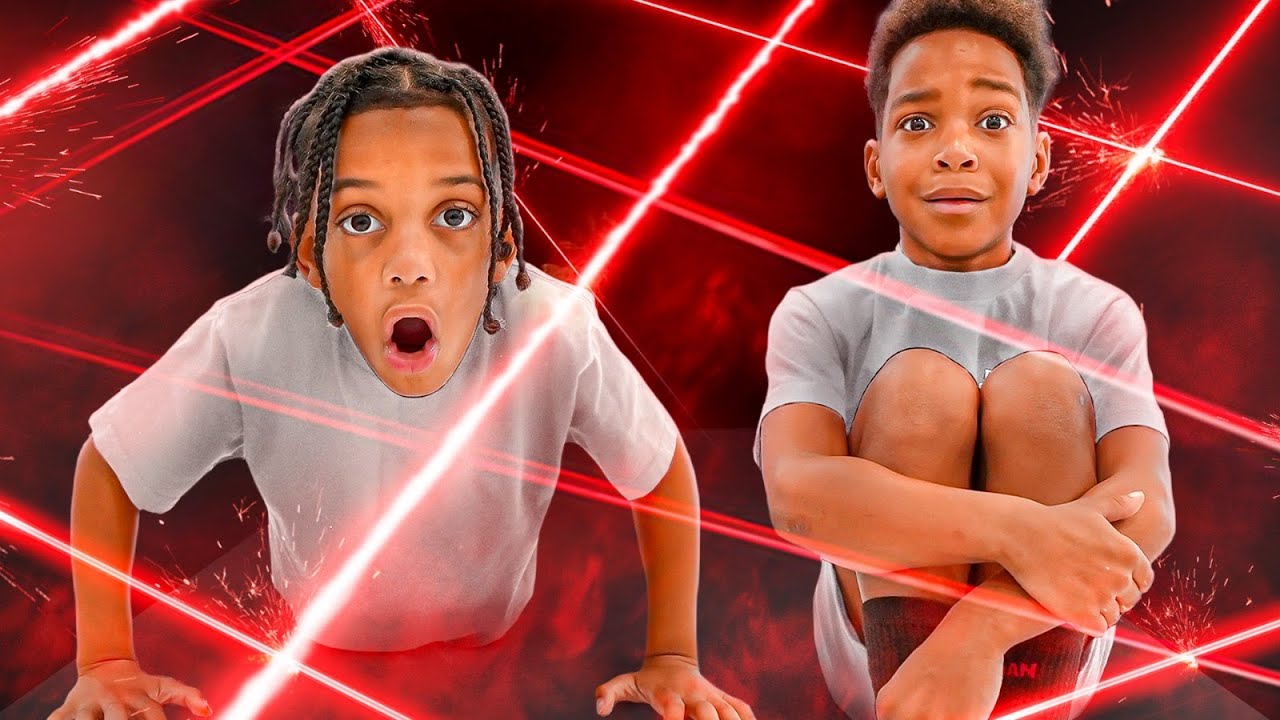 ESCAPE MR. BEAST DEADLIEST LASERS IN ROBLOX | The Prince Family Clubhouse