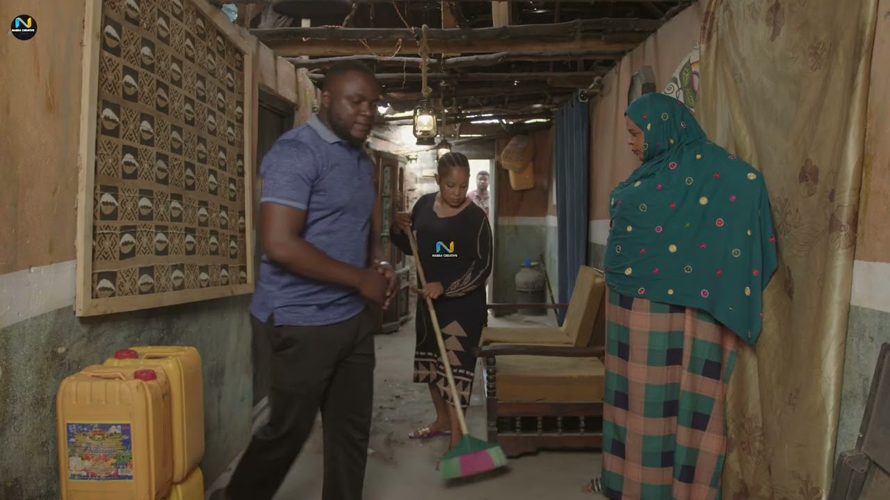 SIWA HATAKI KUSIMAMIWA NA CHIKU KUFANYA USAFI