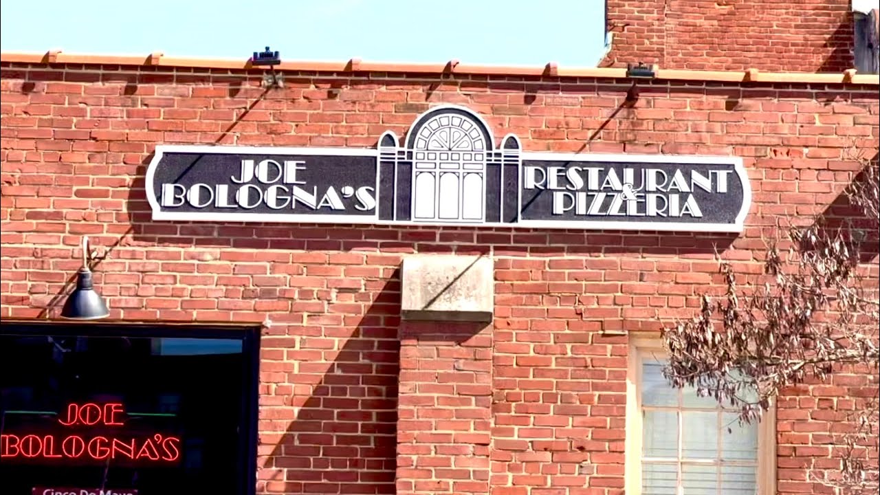 JOE BOLOGNA’S RESTAURANT & PIZZERIA (SINCE 1973) | w/SPECIAL GUEST MARK SELLERS | Lexington, KY